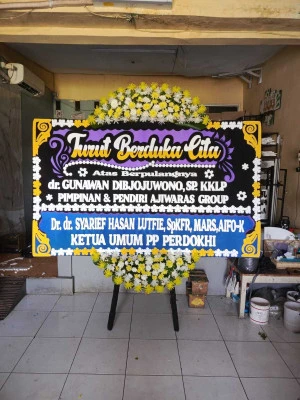 Papan Bunga di Gereja Santo Yakobus Kelapa Gading